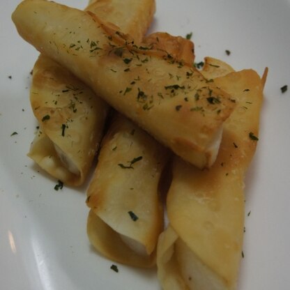 サクサクの餃子の皮にほっくり長芋の食感がとっても美味しかったです♪お酒のお供にいただきました(#^.^#)ありがとうございました☆